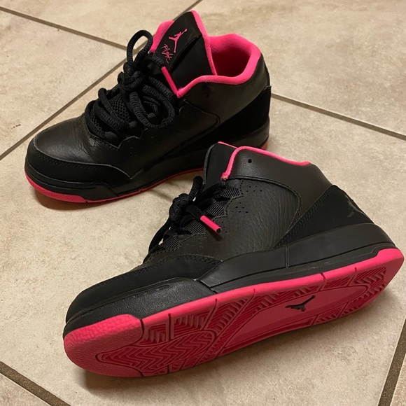Jordan Other - Girls Pink & Black Jordan’s Size 12C 🖤💗